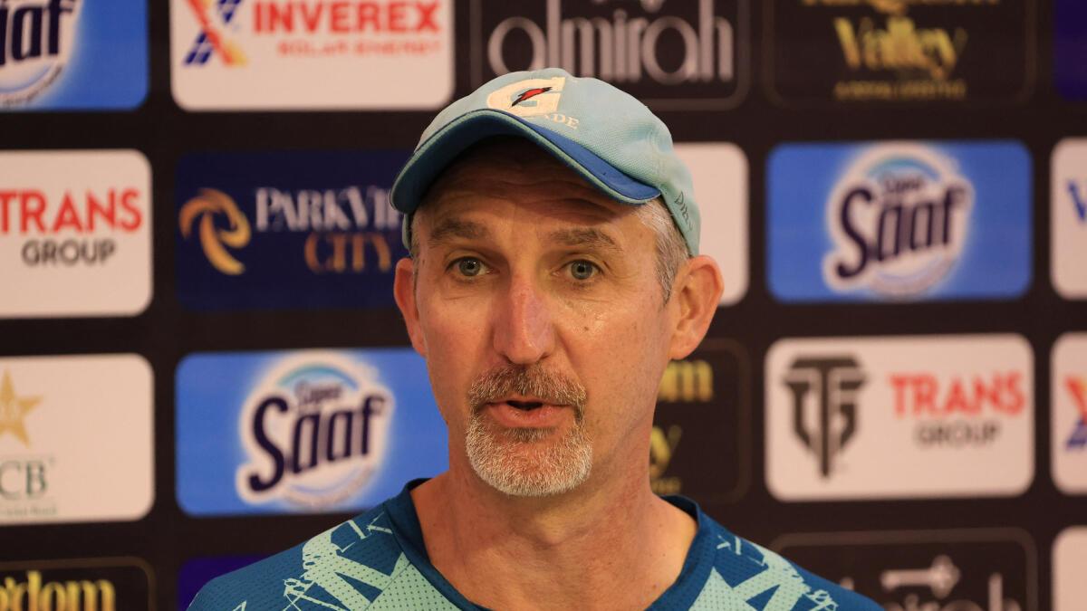 Pakistan Test coach Gillespie urges former players to be judicious in criticism of players